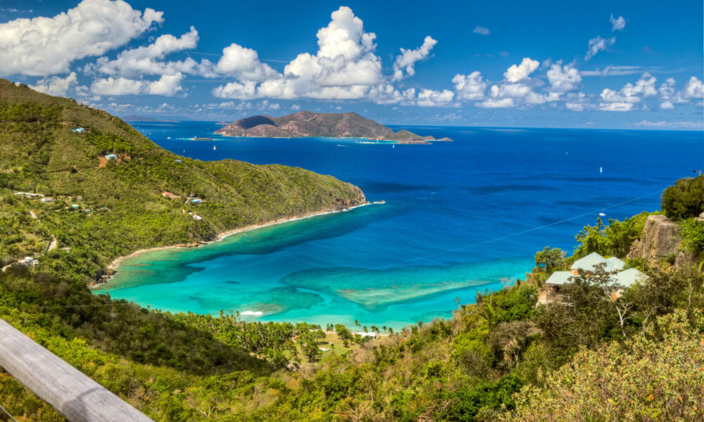 Isole Vergini Britanniche: il lusso selvaggio dei Caraibi 1 Brewers Bay