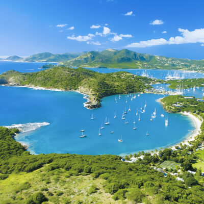 Antigua, l'isola che insegna al colore la felicità 3 Veduta di English Harbour.