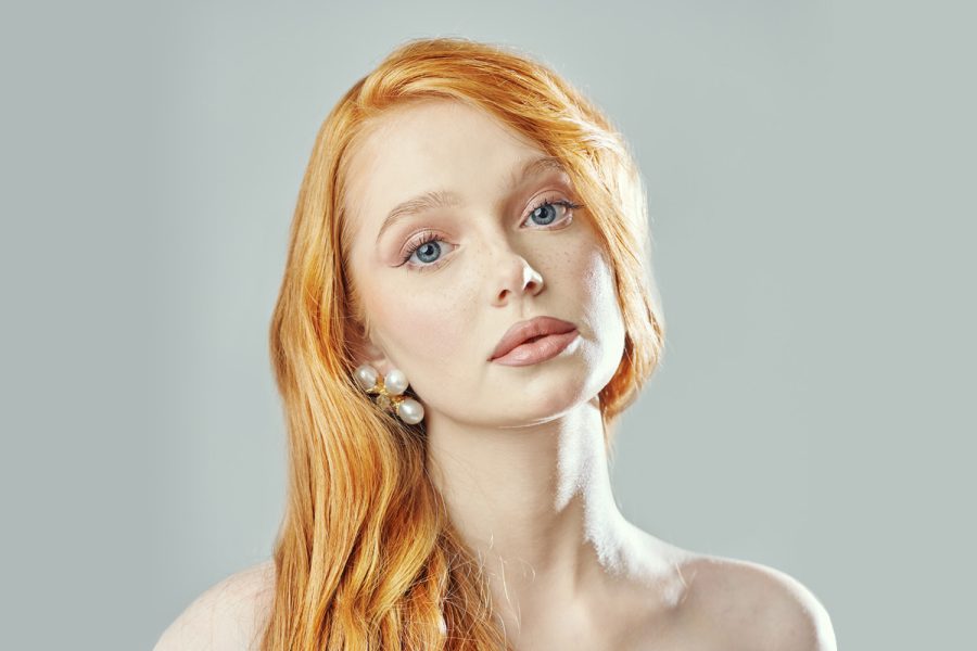 Sposa d’estate, il “trucco” glow per illuminare la scena sposa destate apert