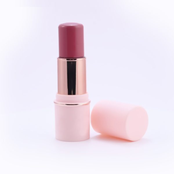 Blush: come applicarlo per liftare, scolpire e illuminare il viso 2 Blush stick