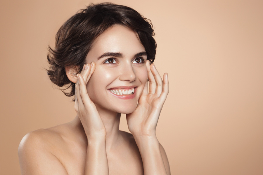 Tagli capelli anti-age: ringiovanisci subito senza stravolgerti Tagli capelli anti-age: ringiovanisci subito senza stravolgerti