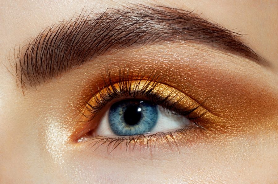 Make Up occhi di agosto: idee, look e consigli del lookmaker delle dive 1 shutterstock 2689981935