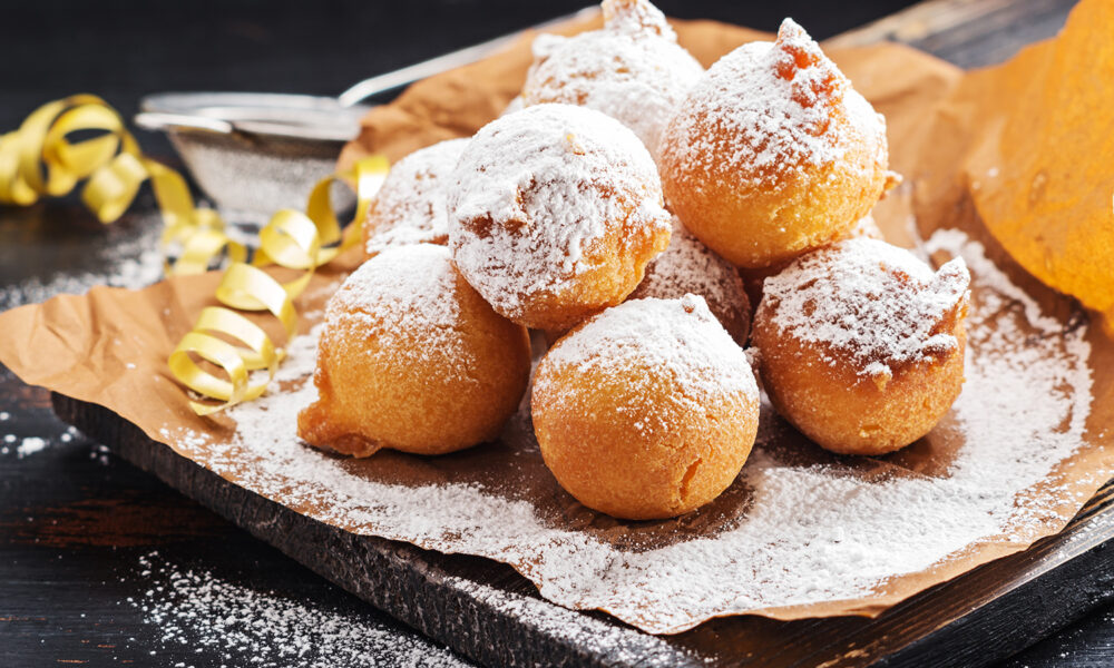 A Carnevale ogni peccato di gola... vale! 1 shutterstock 1300308820 CASTAGNOLE
