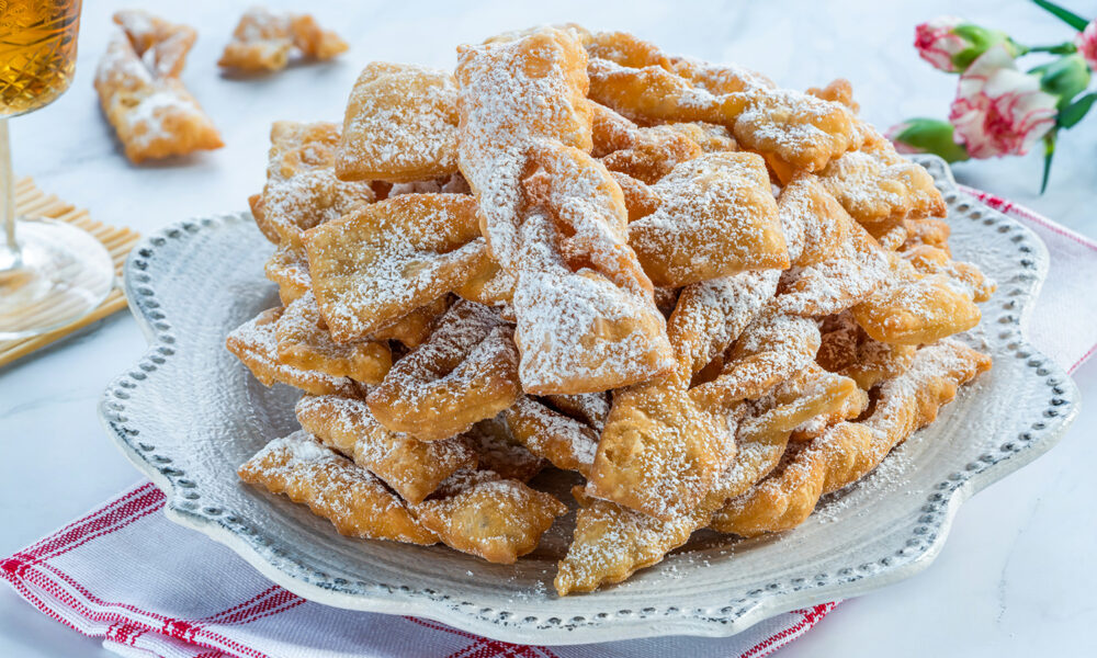 A Carnevale ogni peccato di gola... vale! 2 shutterstock 1310341486 FRAPPE